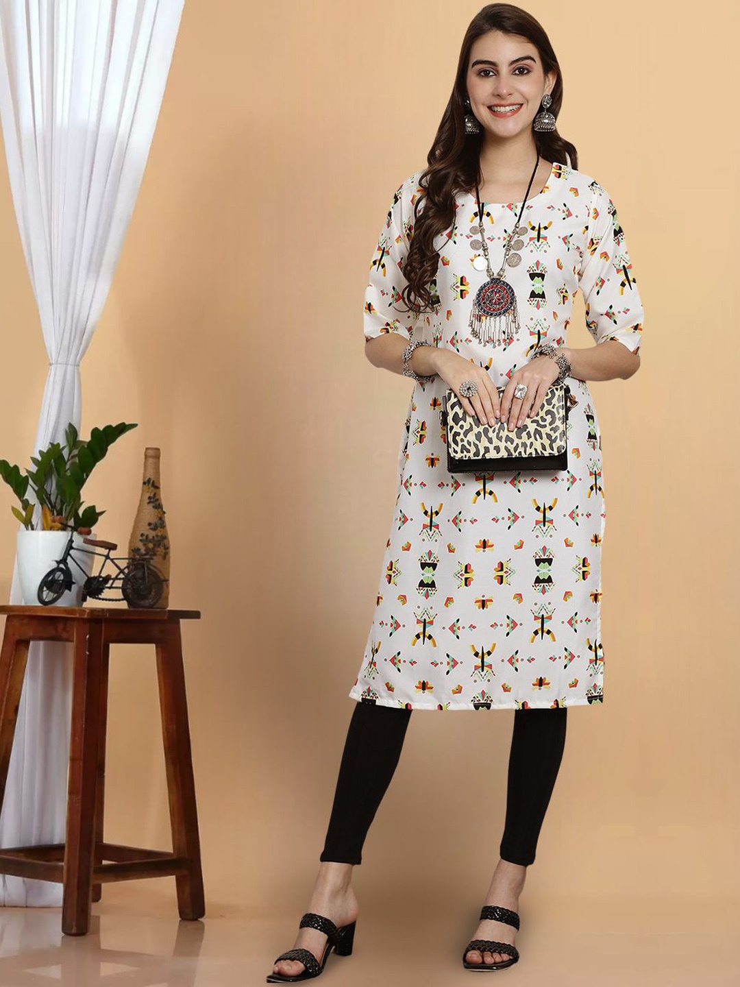 

7Threads Geometric Printed Round Neck Straight Kurta, White