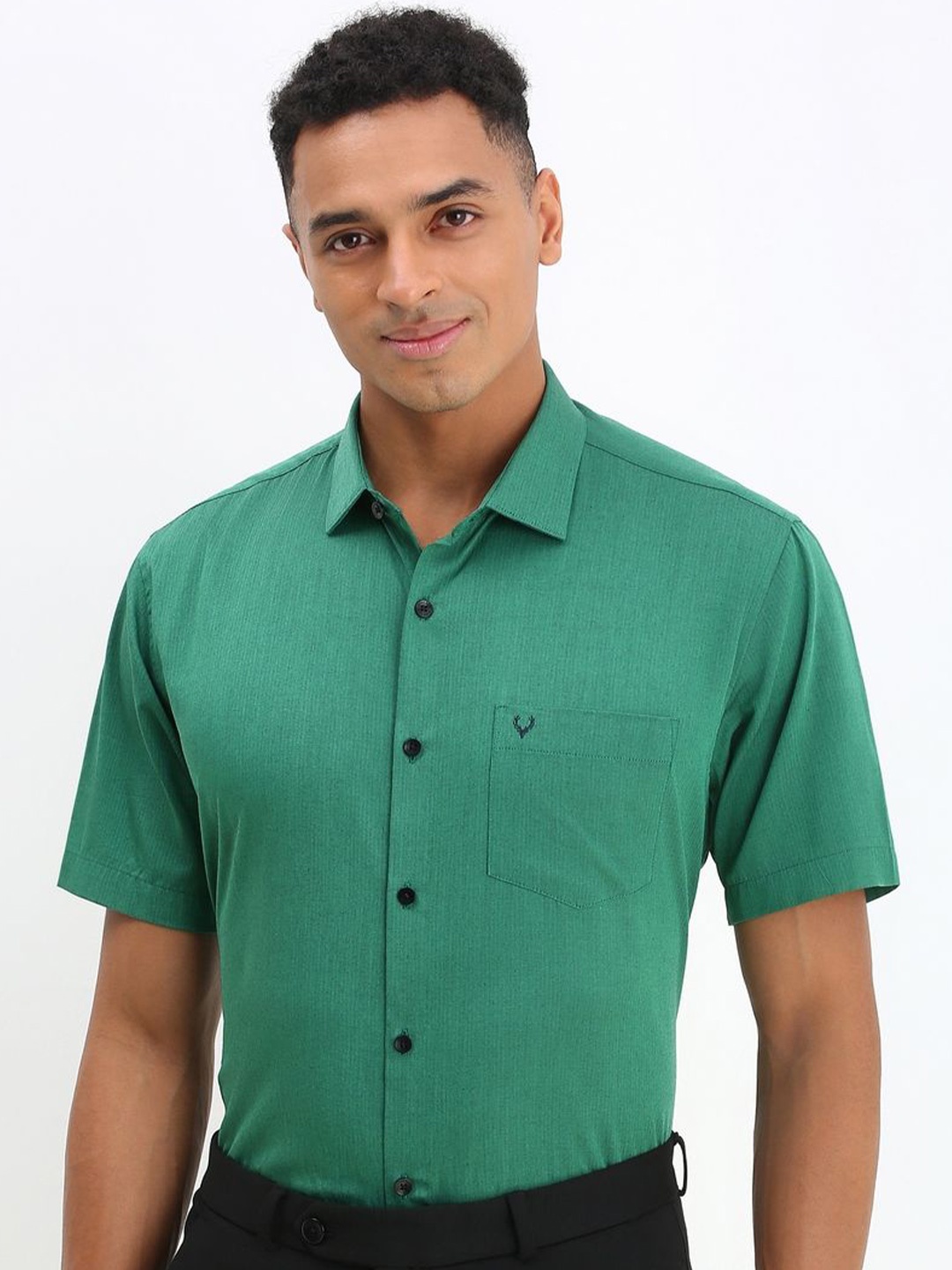 

Allen Solly Men Spread Collar Solid Cotton Slim Fit Formal Shirt, Green