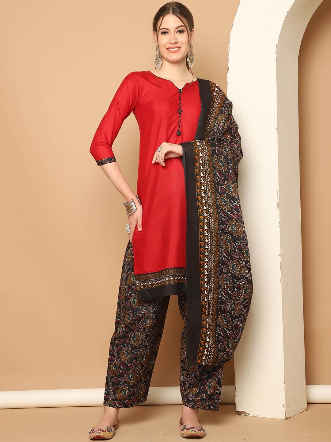 

KALINI Women Floral Printed Regular Kurta with Salwar & With Dupatta, Maroon