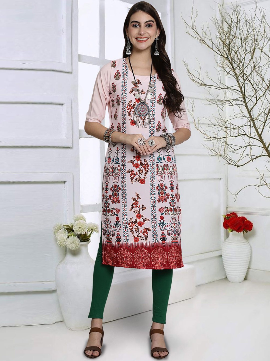 

7Threads Floral Printed Round Neck Straight Kurta, Pink