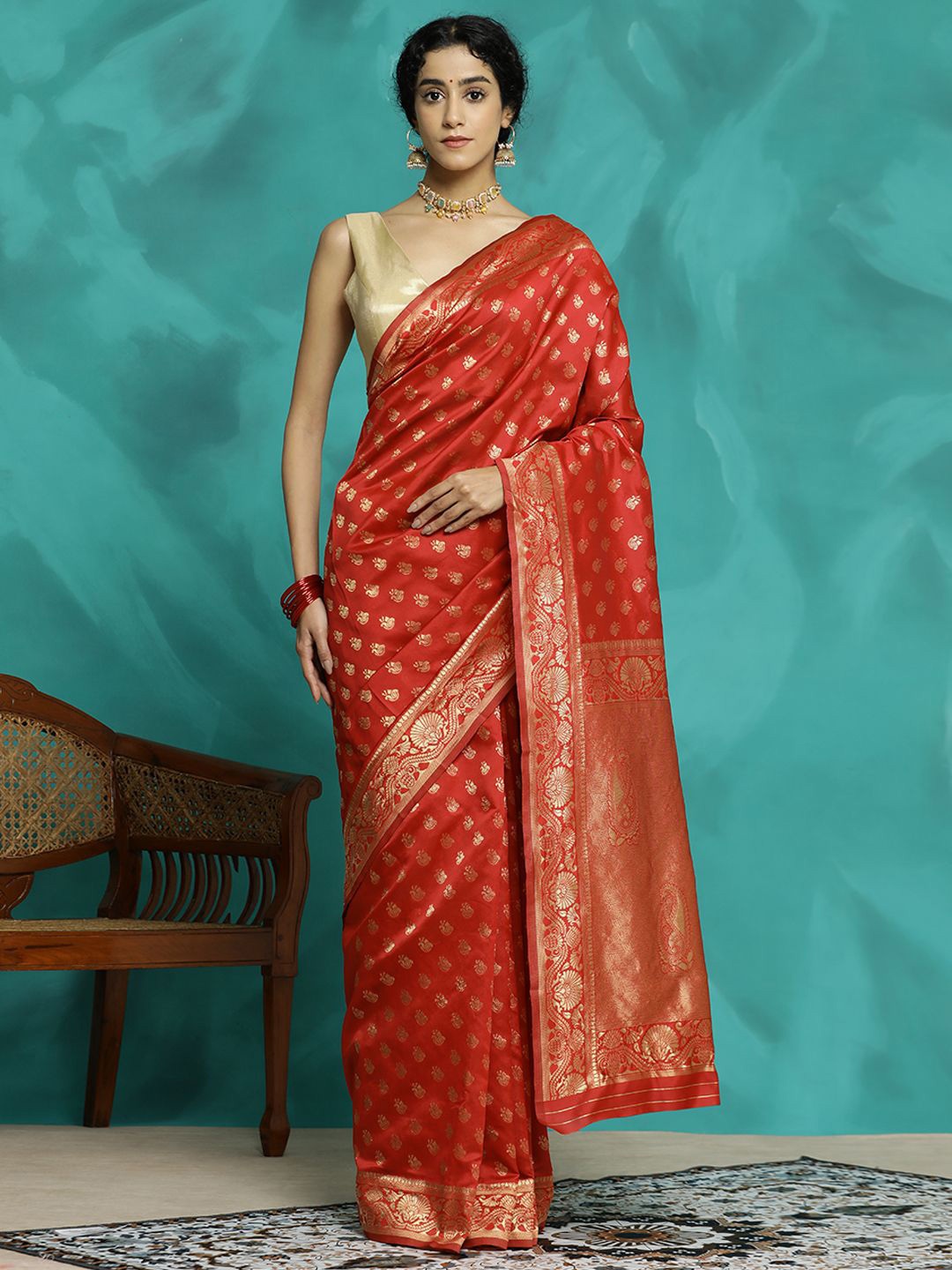 

Jaipur Kurti Heavy Zari Banarasi Saree, Red