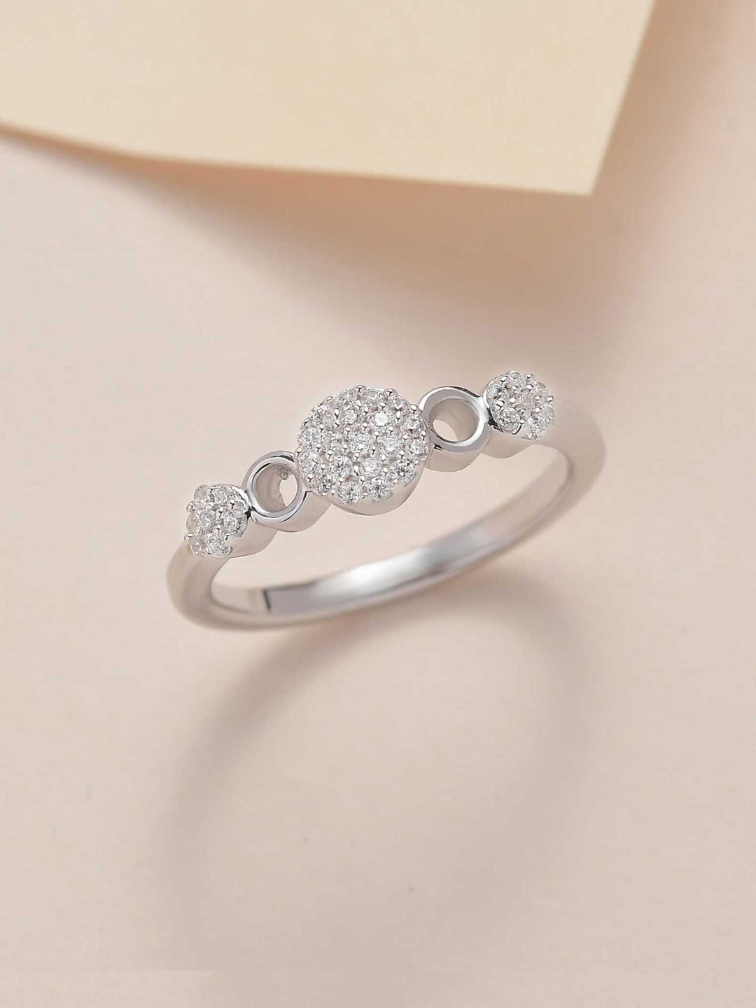 

Ornate Jewels Women 925 Sterling Silver American Diamond Alluring Ring