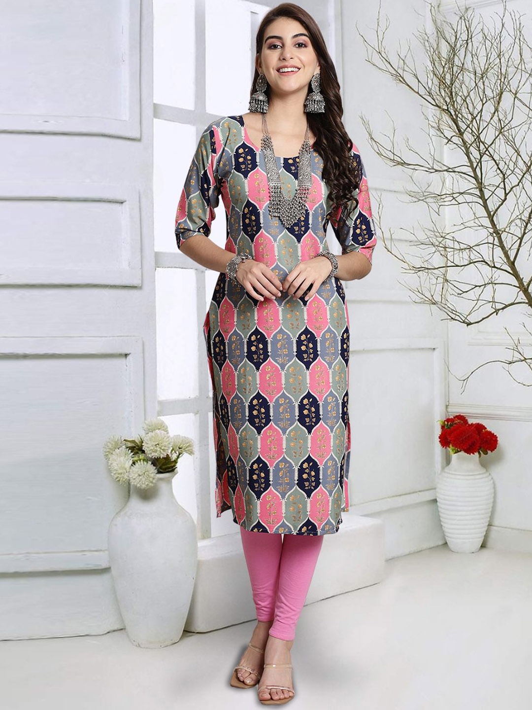 

7Threads Ethnic Motifs Printed Round Neck Straight Kurta, Pink