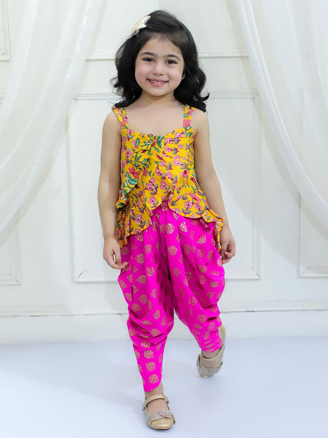 

Twisha Girls Printed Pure Cotton Top With Dhoti Pants, Yellow