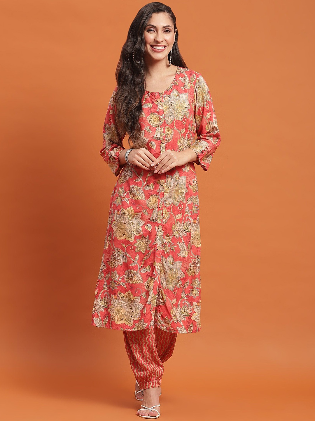 

Shree Women Floral Printed Regular Liva Kurta with Harem Pants, Red