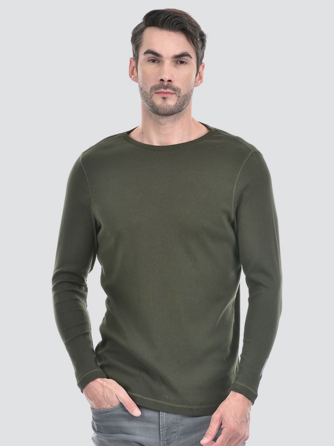 

Numero Uno Men Solid Round Neck Cotton Slim Fit T-Shirt, Olive