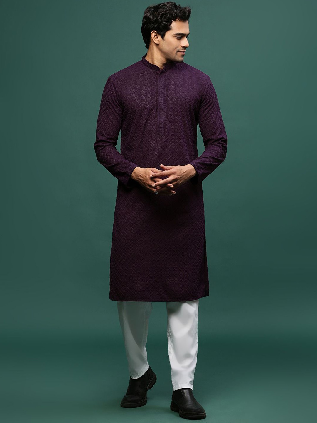 

Sangria Purple Floral Embroidered Mandarin Collar Chikankari Cotton Straight Kurta