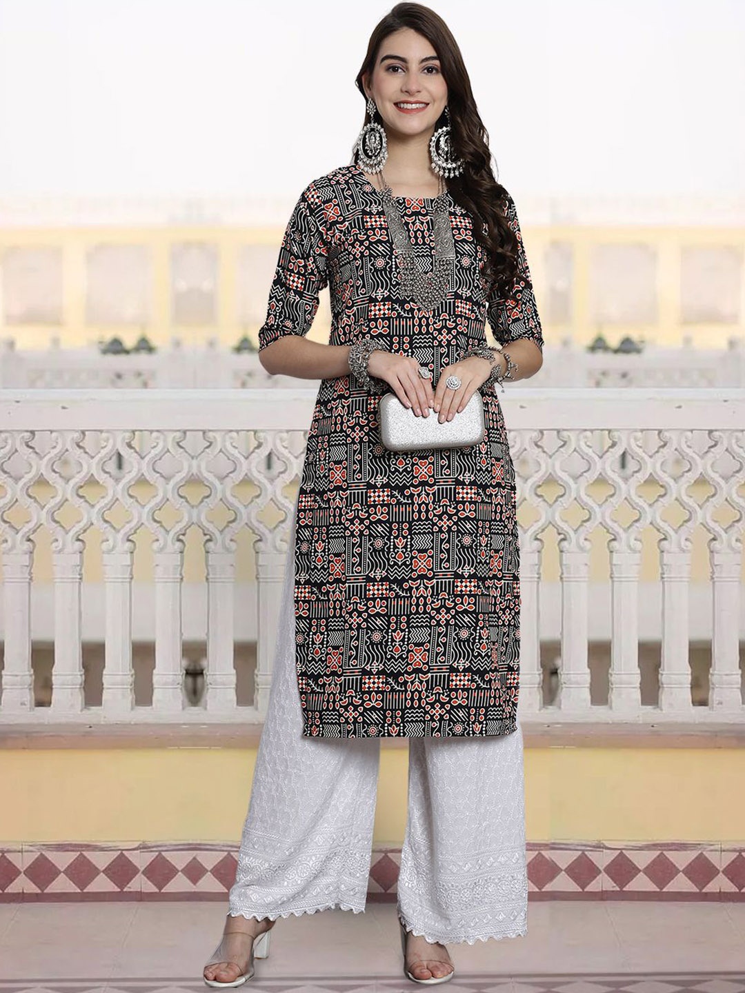 

7Threads Women Printed Patchwork Floral Crepe Kurta, Multi