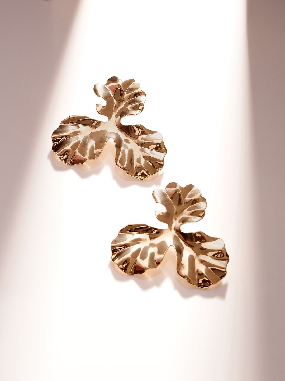 

Priyaasi Gold-Plated Floral Studs Earrings