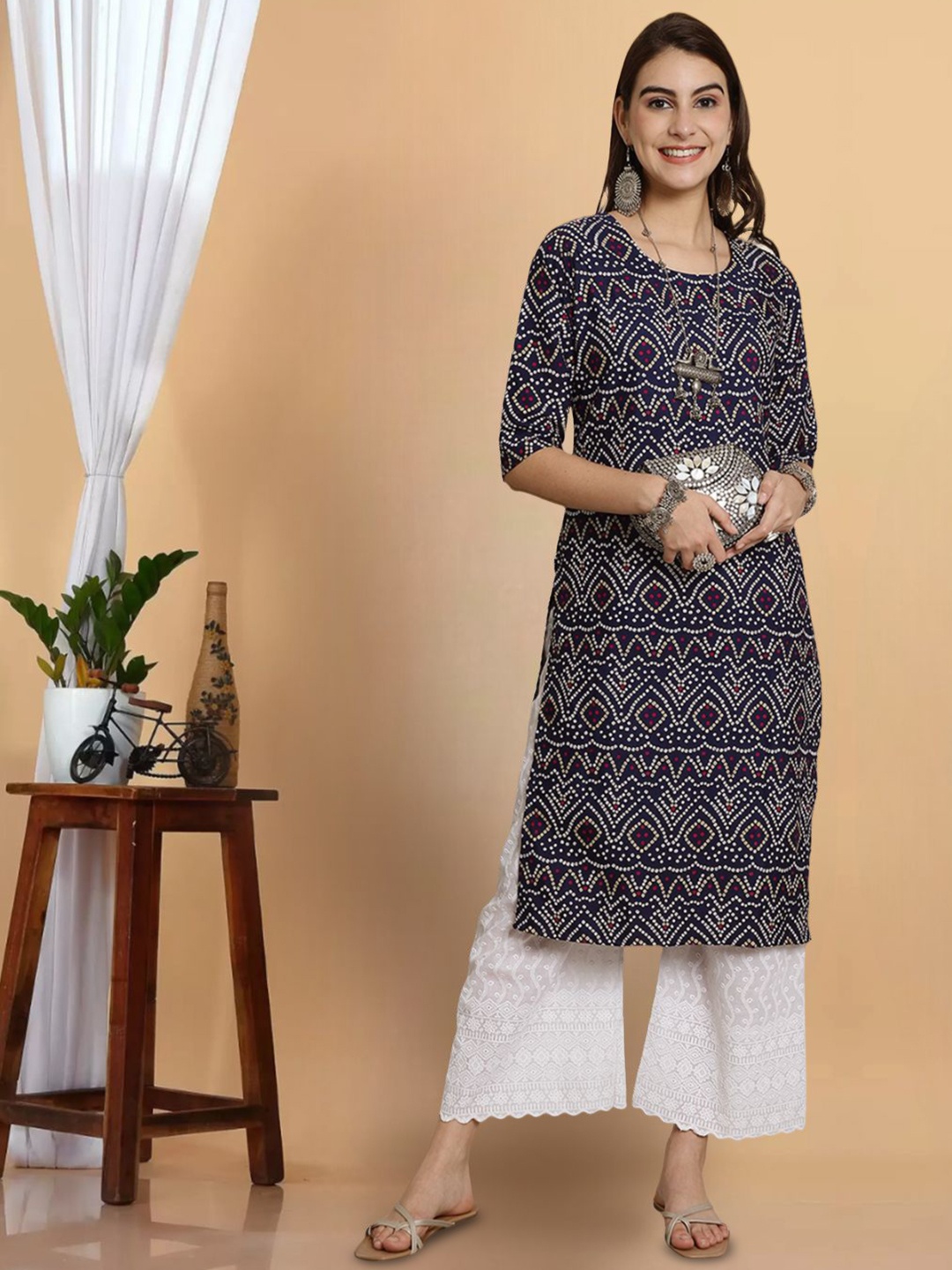 

7Threads Bandhani Printed Round Neck Crepe Straight Kurta, Navy blue