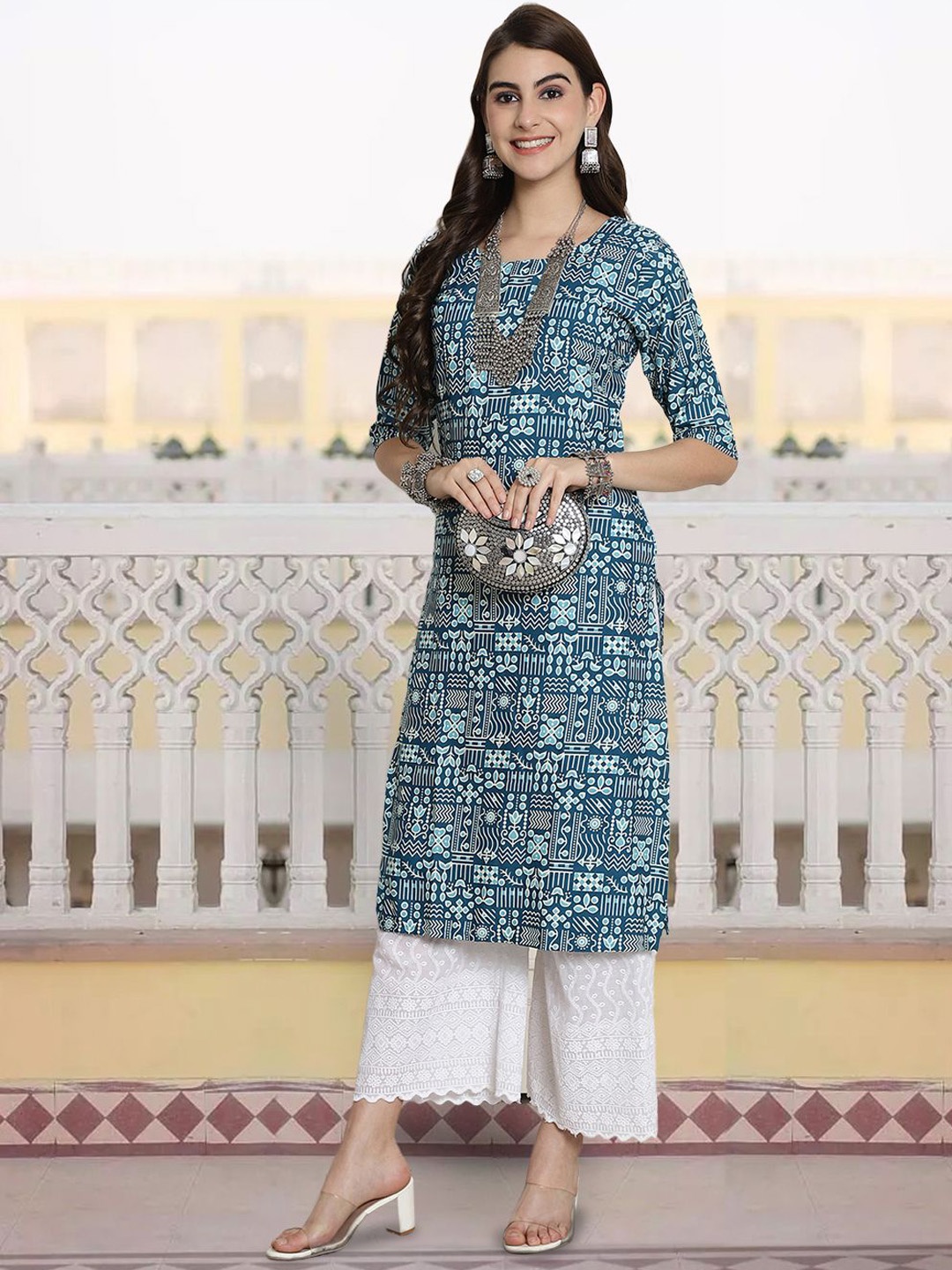 

7Threads Women Printed Patchwork Floral Crepe Kurta, Multi