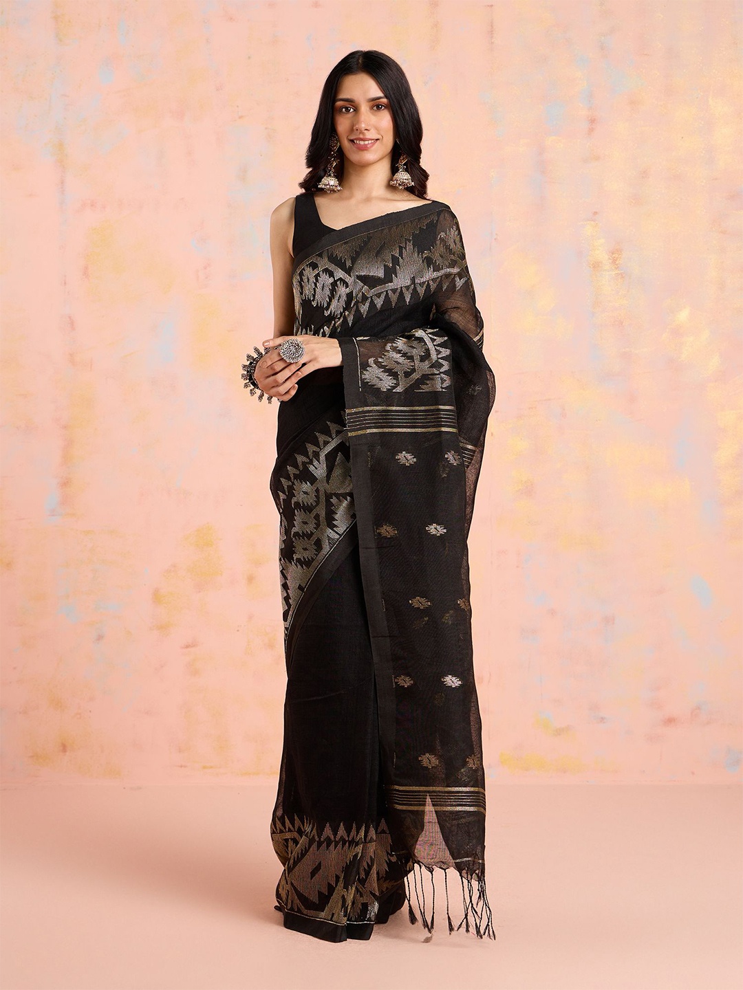 

Likha Woven Design Pure Linen Saree, Black