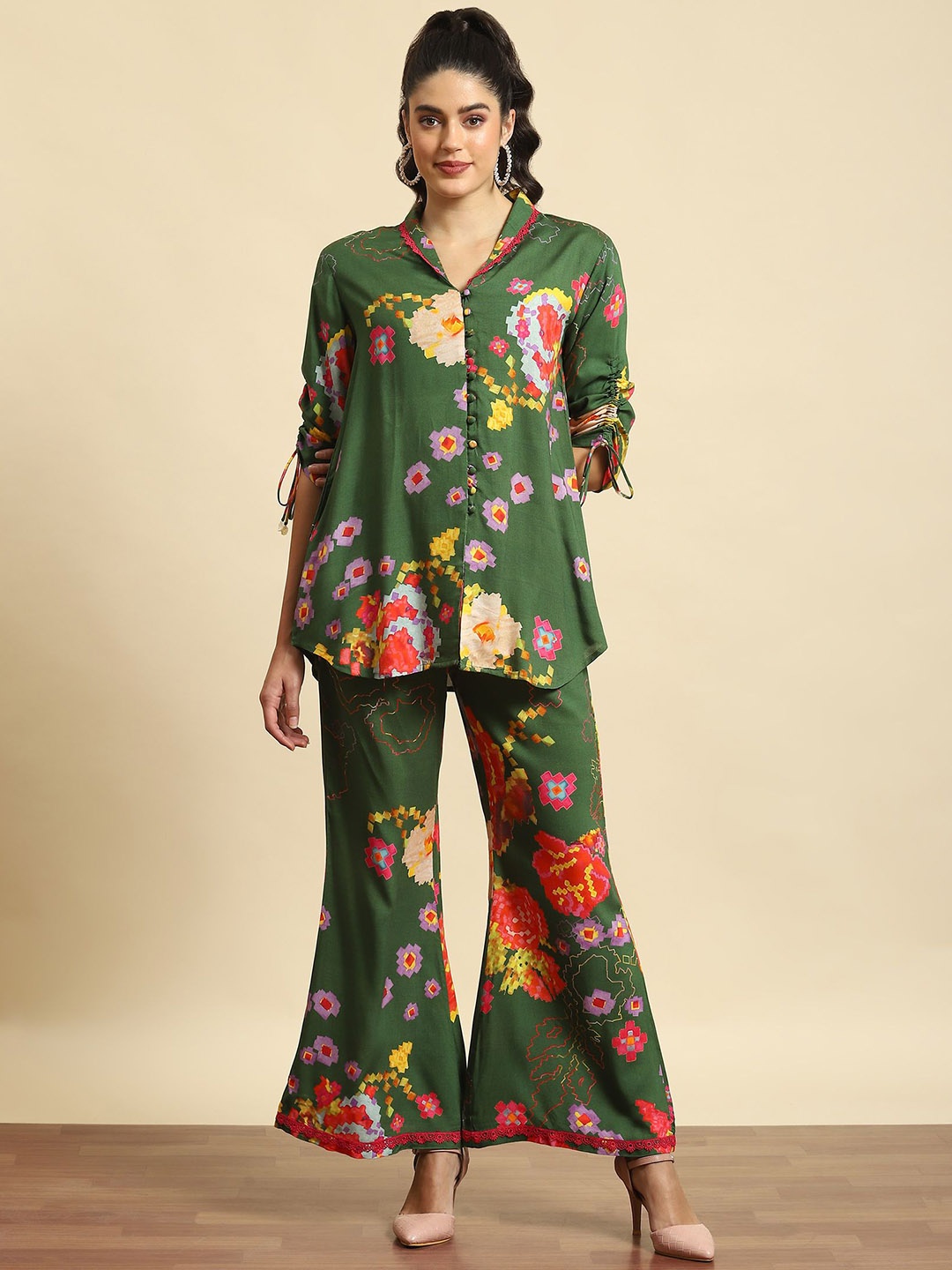 

Shree Floral Printed Tunic With Trousers, Green