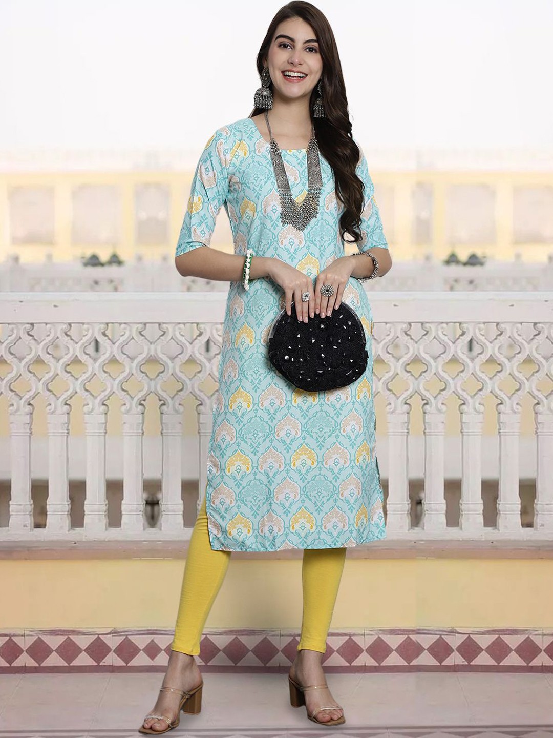 

7Threads Women Printed Patchwork Floral Crepe Kurta, Multi