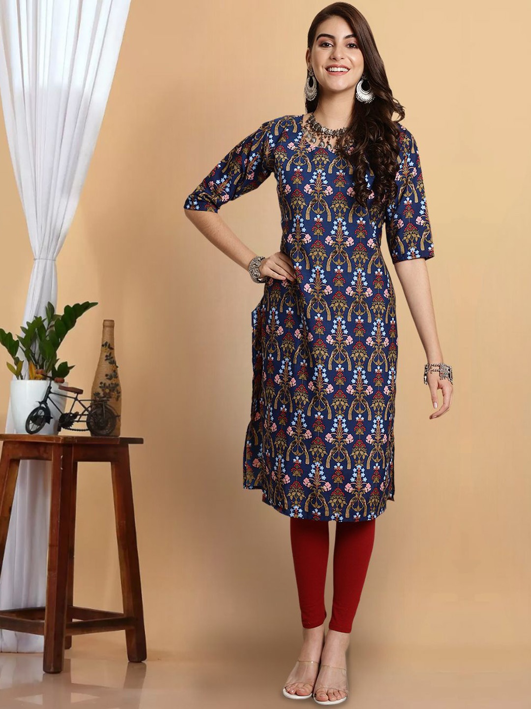 

7Threads Women Printed Floral Crepe Kurta, Multi