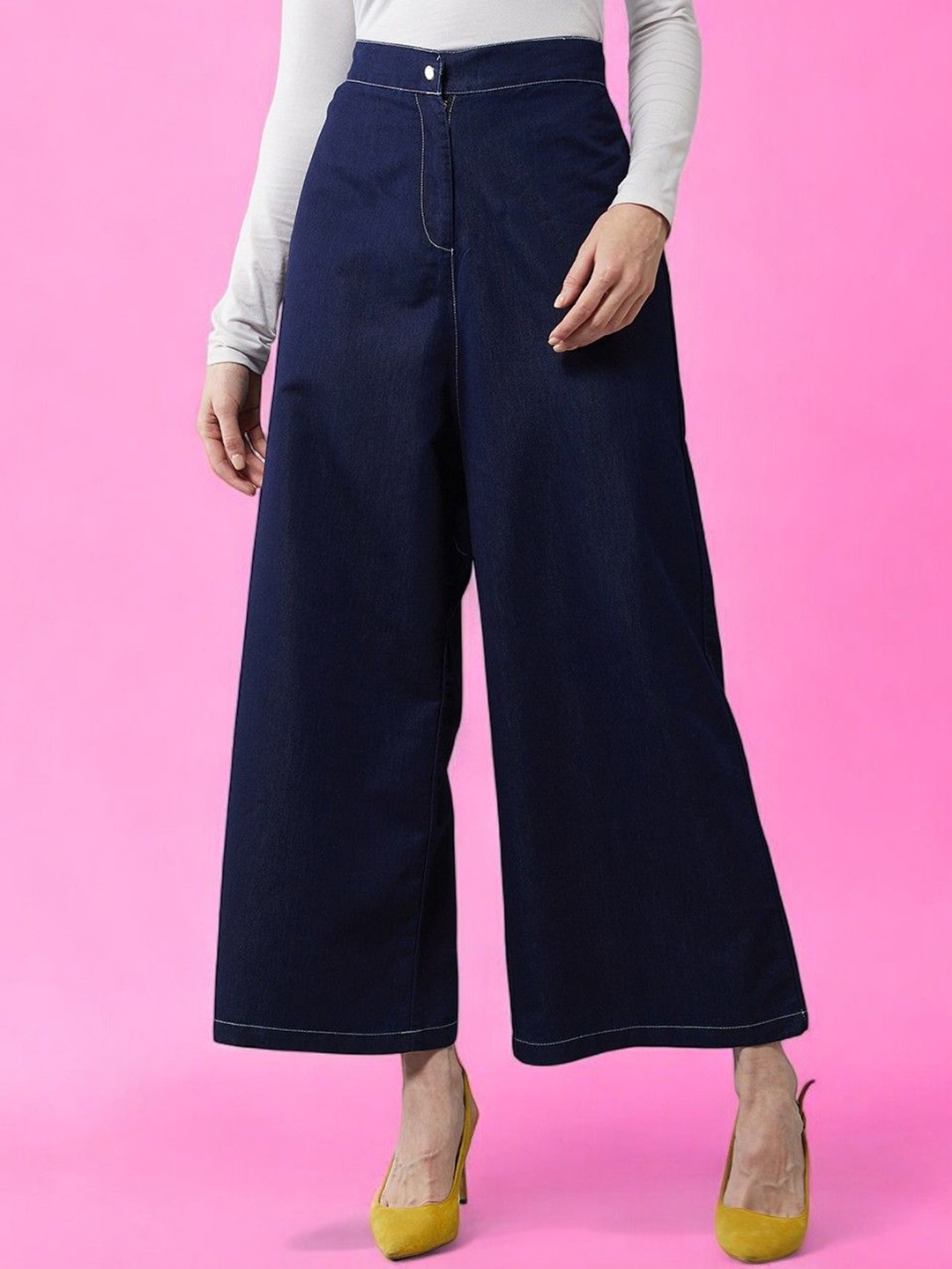 

DressBerry Women Wide-Leg High Rise Clean Look Regular Length Light Weight Denim Pants, Navy blue