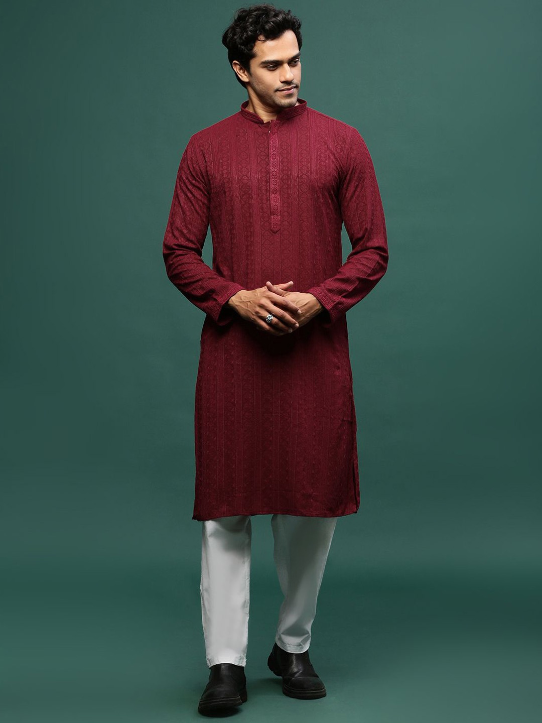 

Sangria Embroidered Mandarin Collar Long Sleeve Chikankari Work Straight Kurta, Maroon