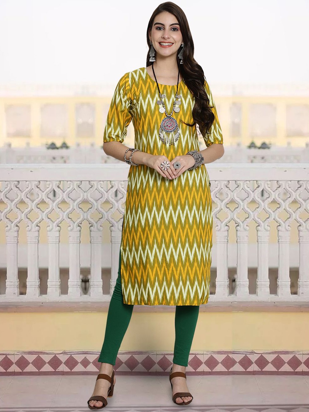 

7Threads Women Printed Patchwork Floral Crepe Kurta, Multi