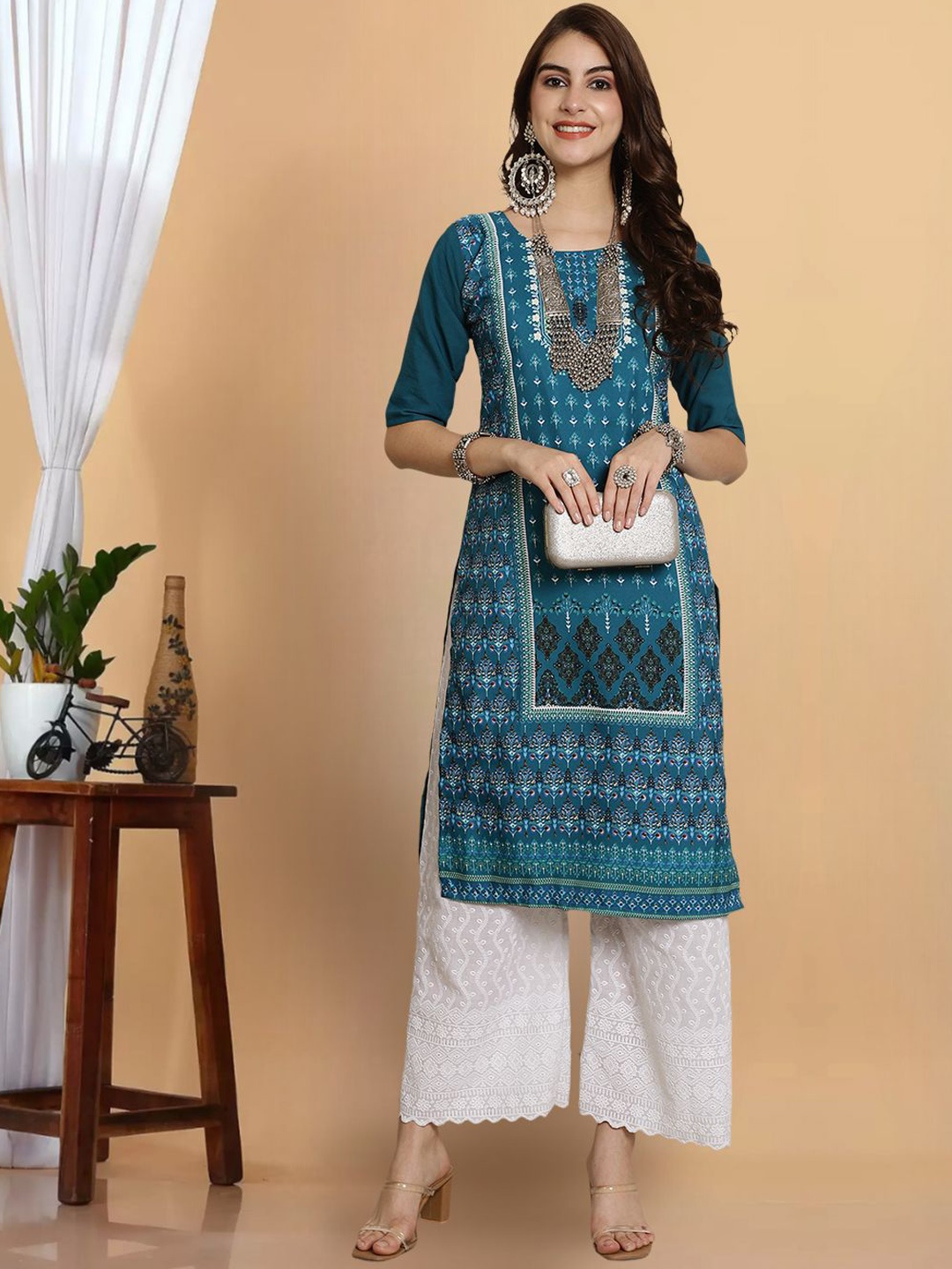 

7Threads Floral Printed Round Neck Straight Kurta, Blue