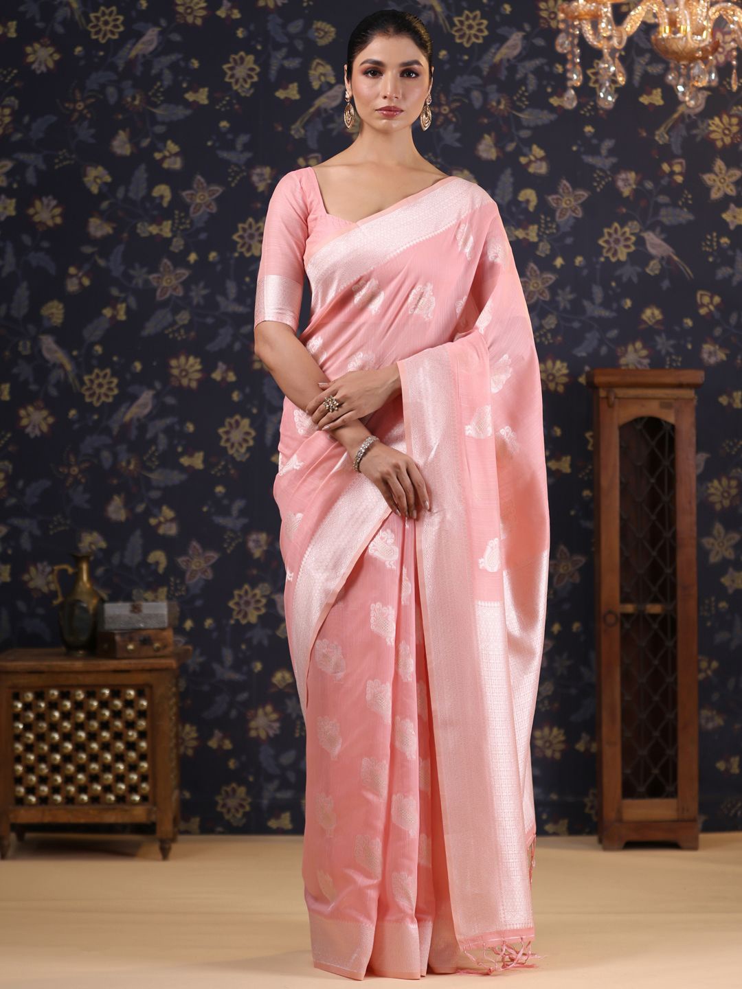 

House of Pataudi Woven Design Linen Banarasi Saree, Pink