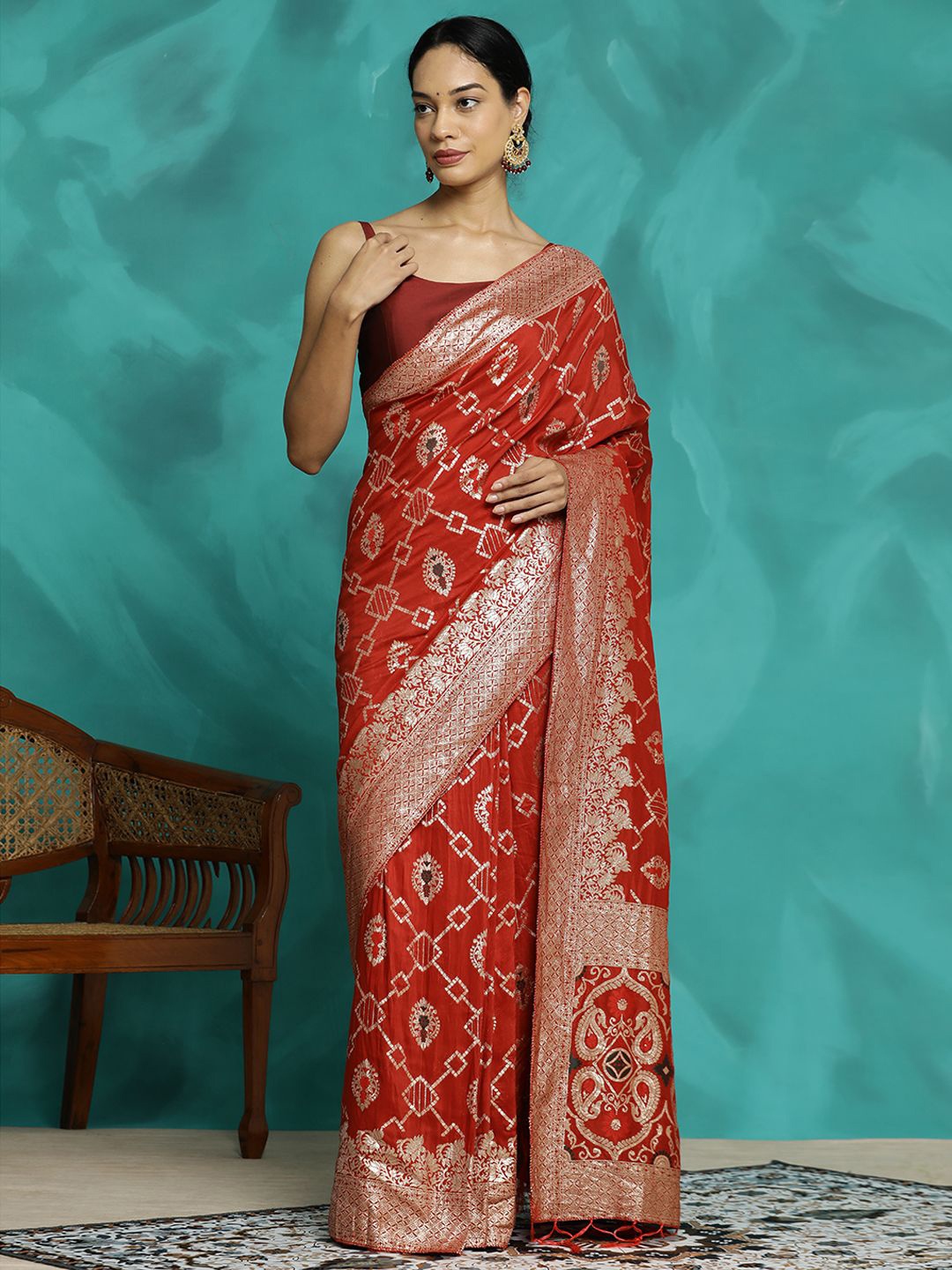 

Jaipur Kurti Festive Zari Woven Heavy Banarasi Saree, Red