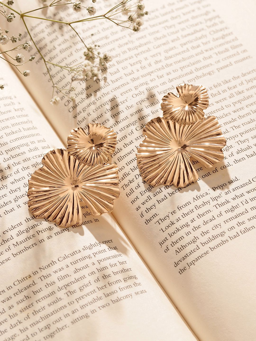 

Priyaasi Gold Plated Contemporary Drop Earrings