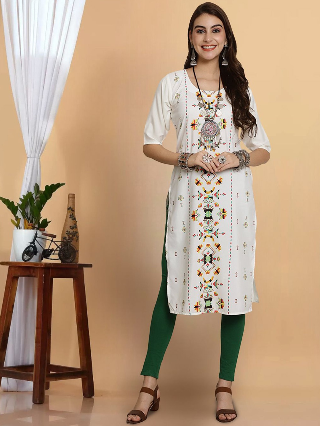 

7Threads Ethnic Motifs Printed Round Neck Straight Kurta, White