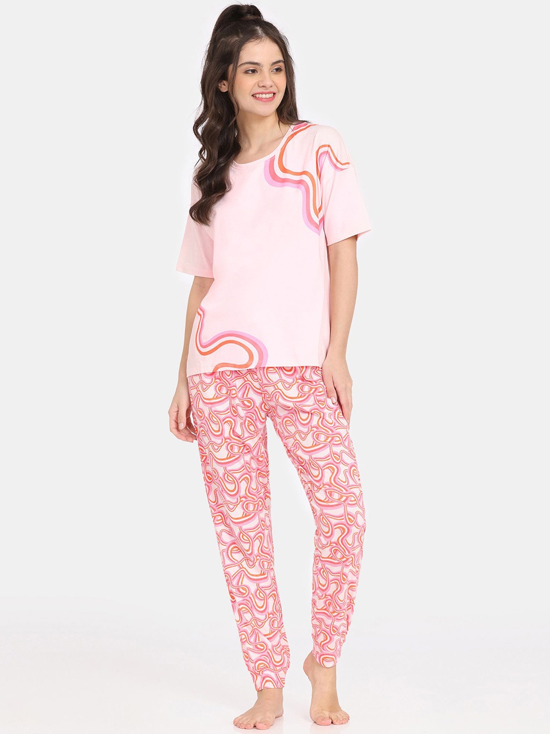 

Rosaline by Zivame Women Printed Night suit, Pink