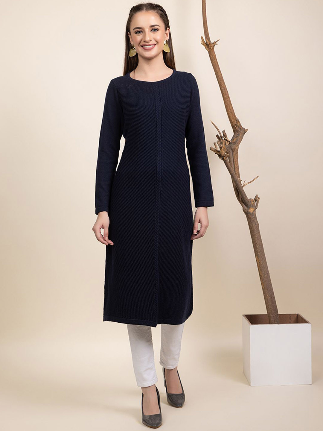

Anouk Women Colourblocked Flared Sleeves Thread Work Jacquard Winter Wear Kurta, Navy blue