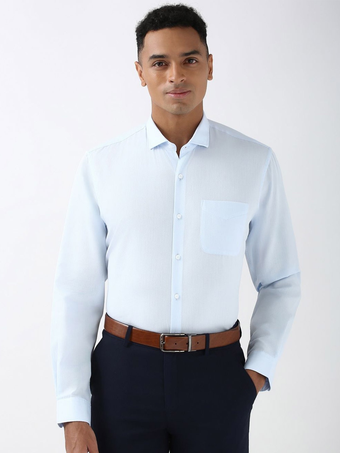 

Peter England Men Spread Collar Solid Cotton Formal Shirt, Blue