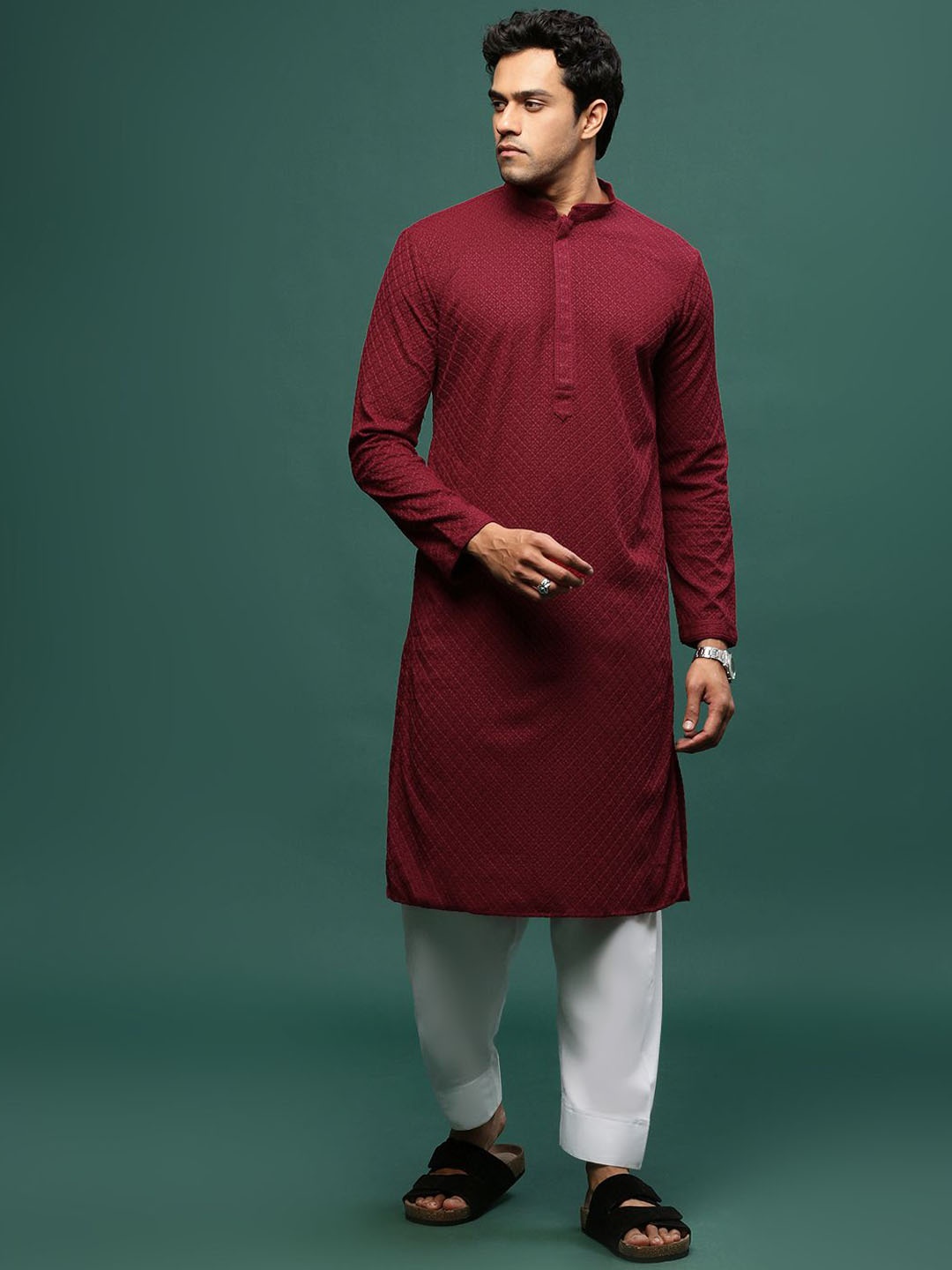 

Sangria Maroon Floral Embroidered Mandarin Collar Chikankari Cotton Straight Kurta
