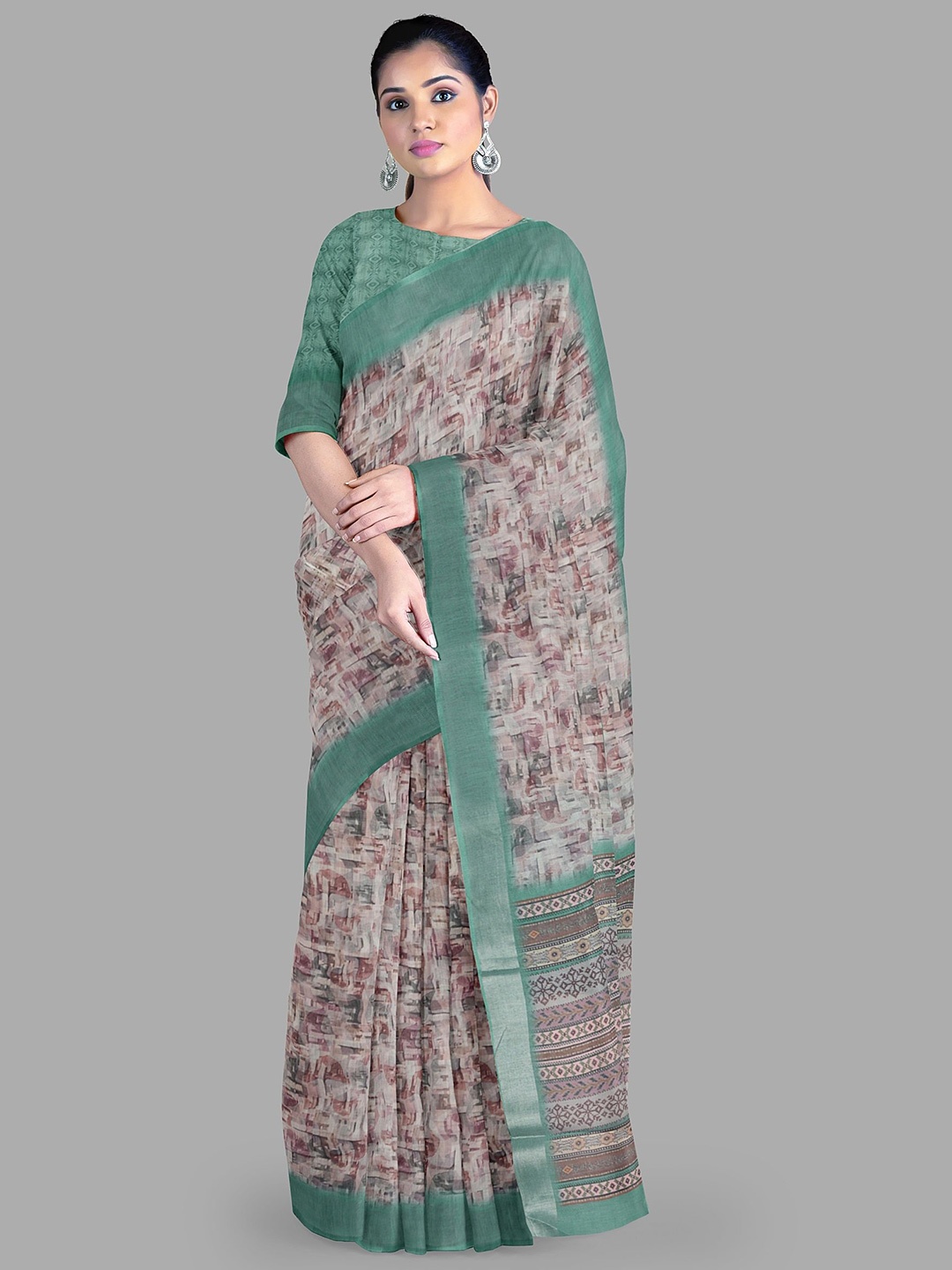 

The Chennai Silks Zari Geometric Printed Saree, Off white