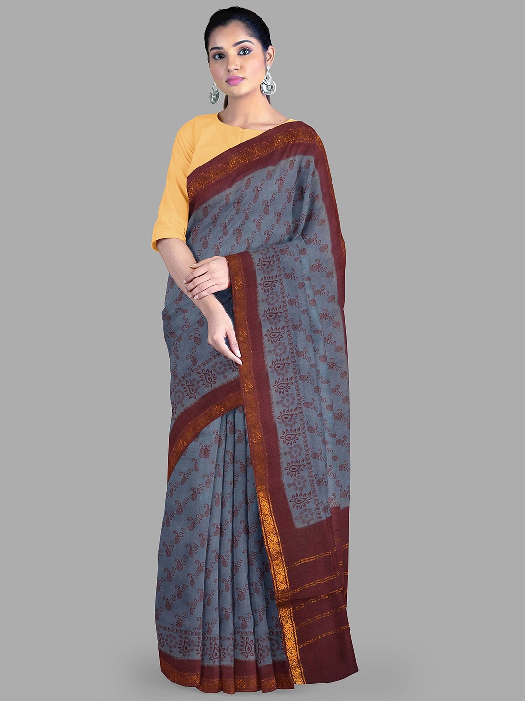 

The Chennai Silks Ethnic Motifs Zari Pure Cotton Sungudi Saree, Grey