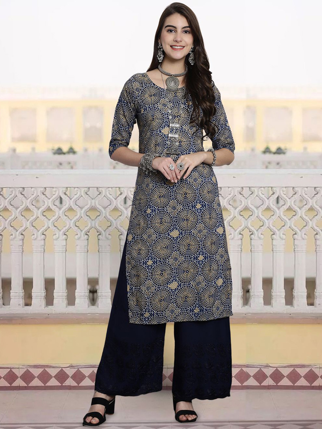 

7Threads Women Printed Patchwork Floral Crepe Kurta, Multi