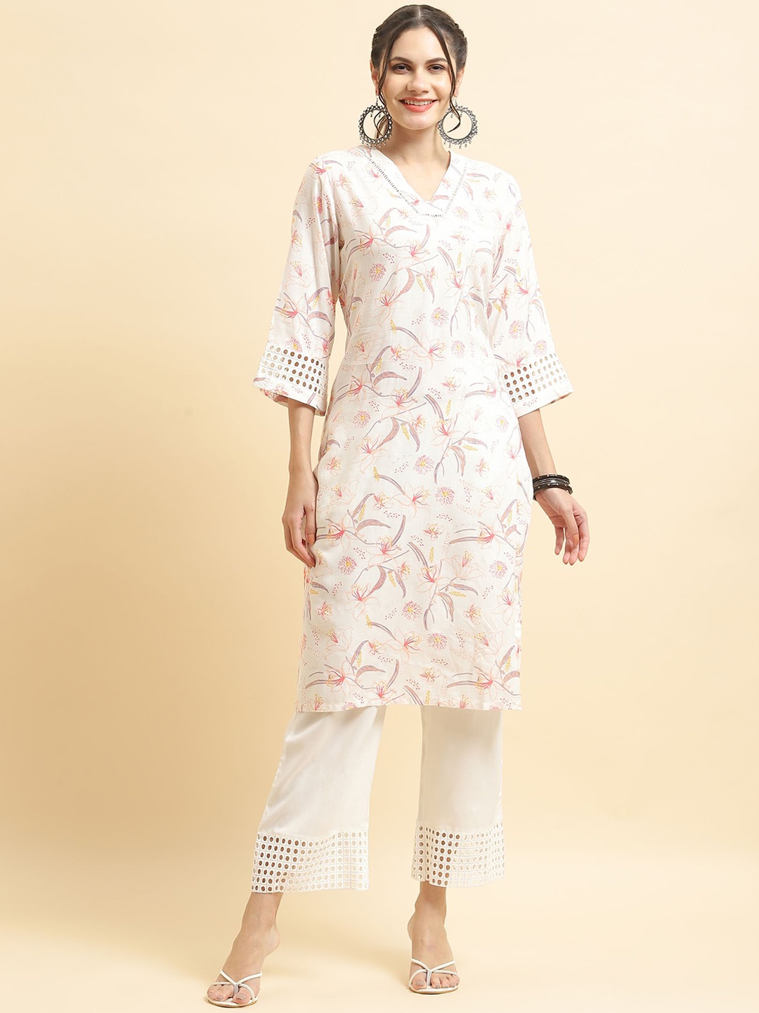 

Shree Women Floral Printed Regular Liva Kurta with Trousers, White