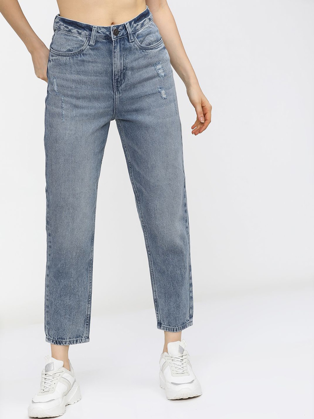 

Tokyo Talkies Women Low Distress Light Fade Jeans, Blue