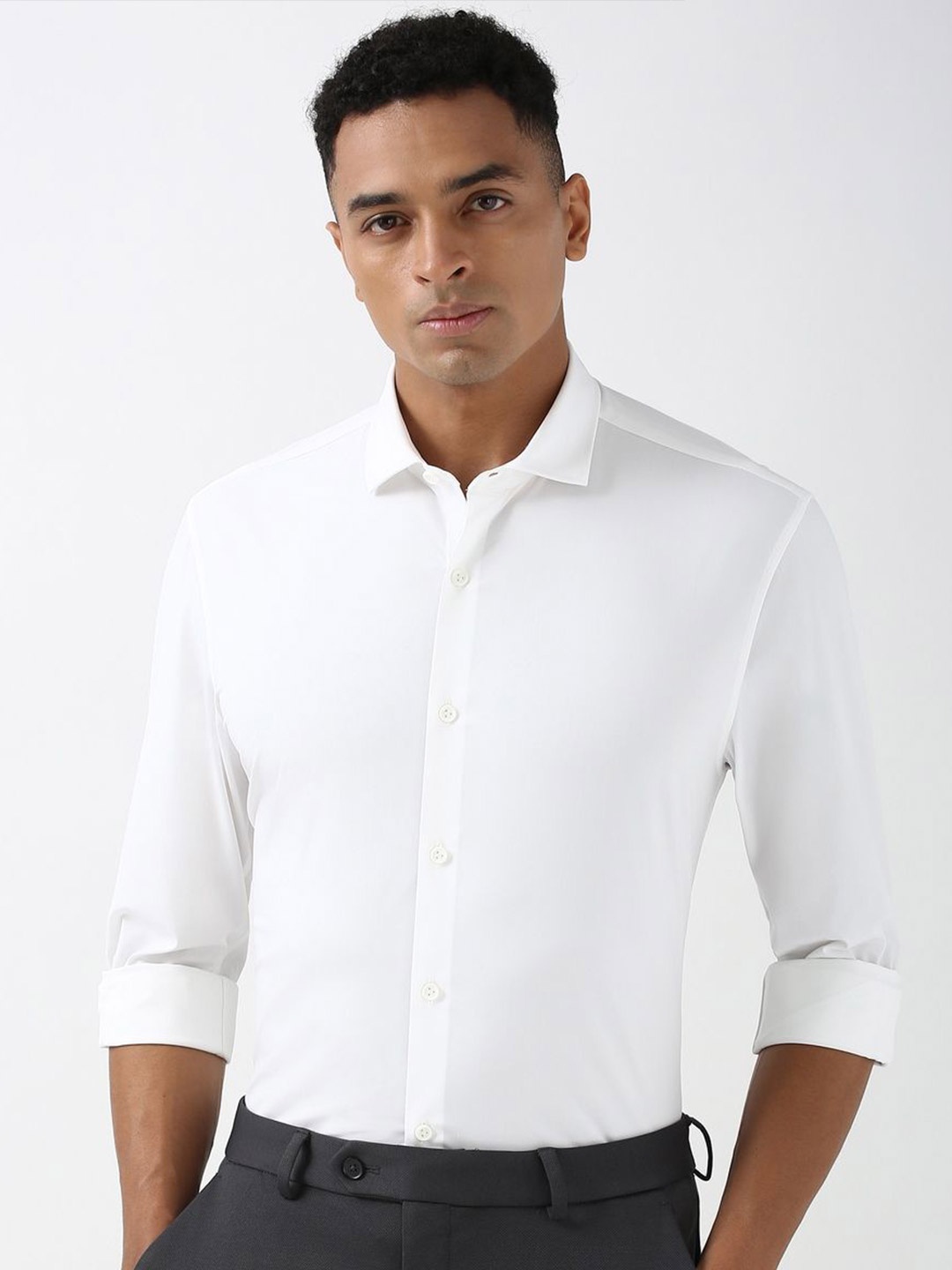 

Peter England Men Spread Collar Solid Cotton Slim Fit Formal Shirt, White