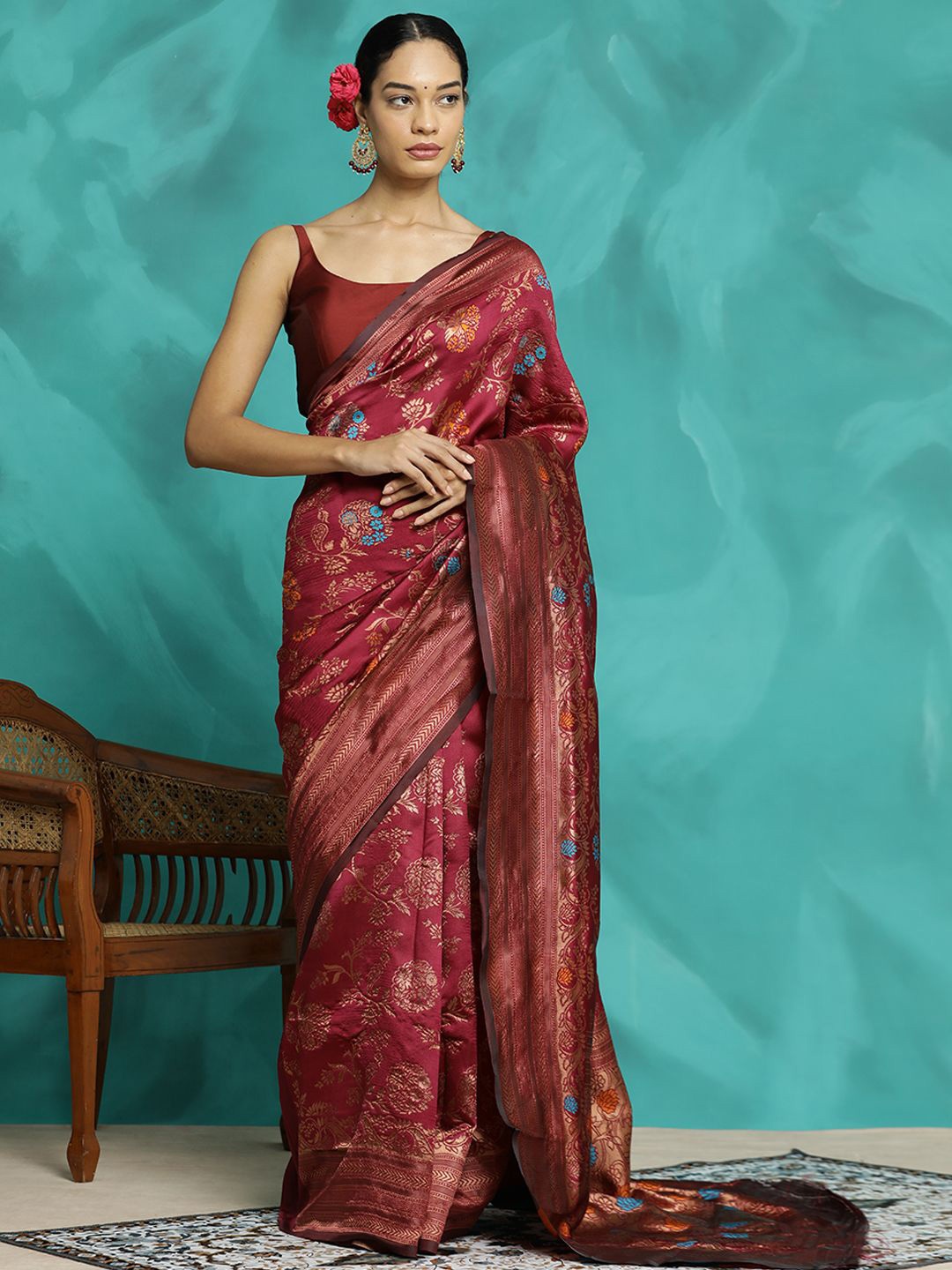 

Jaipur Kurti Heavy Zari Woven Banarasi Saree, Burgundy