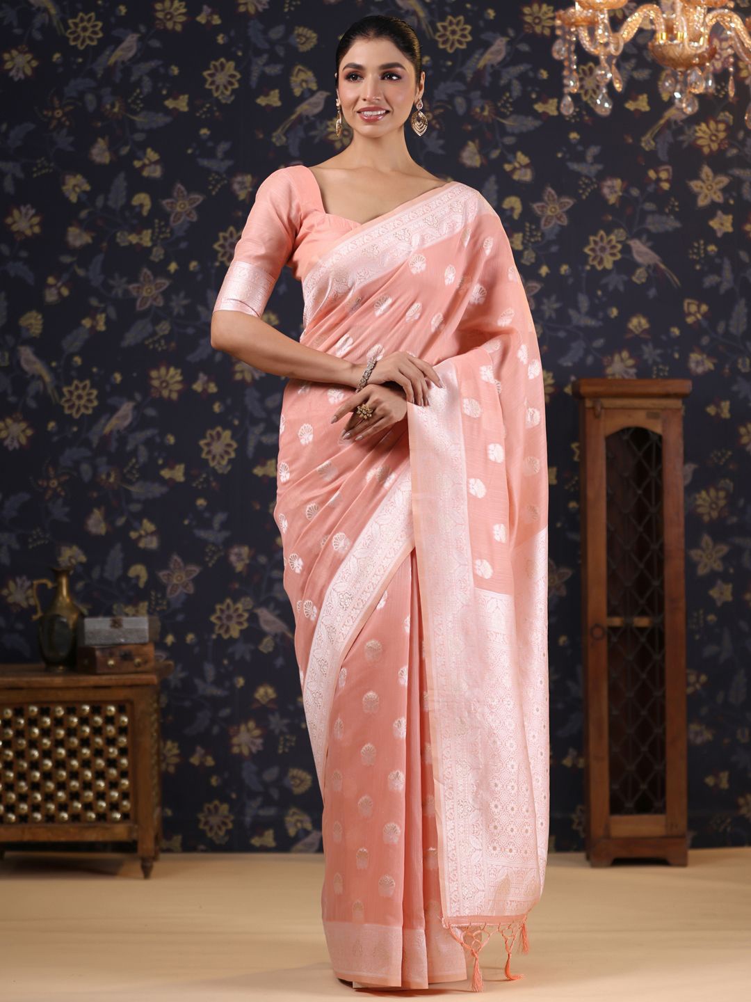 

House of Pataudi Woven Design ethnic motifs Banarasi Saree with blouse piece, Pink