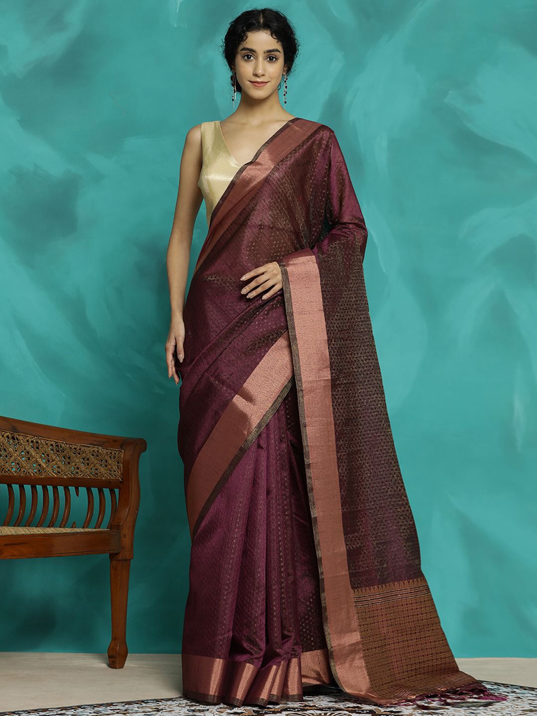 

Jaipur Kurti Party Wear Banarasi Organza Saree, Burgundy