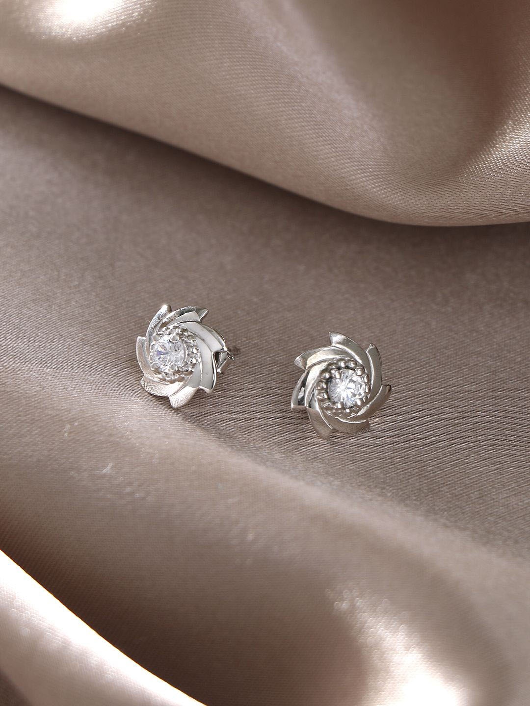 

925 By Adwitiya 92.5 Sterling Silver-Plated Stone-Studded Floral Studs