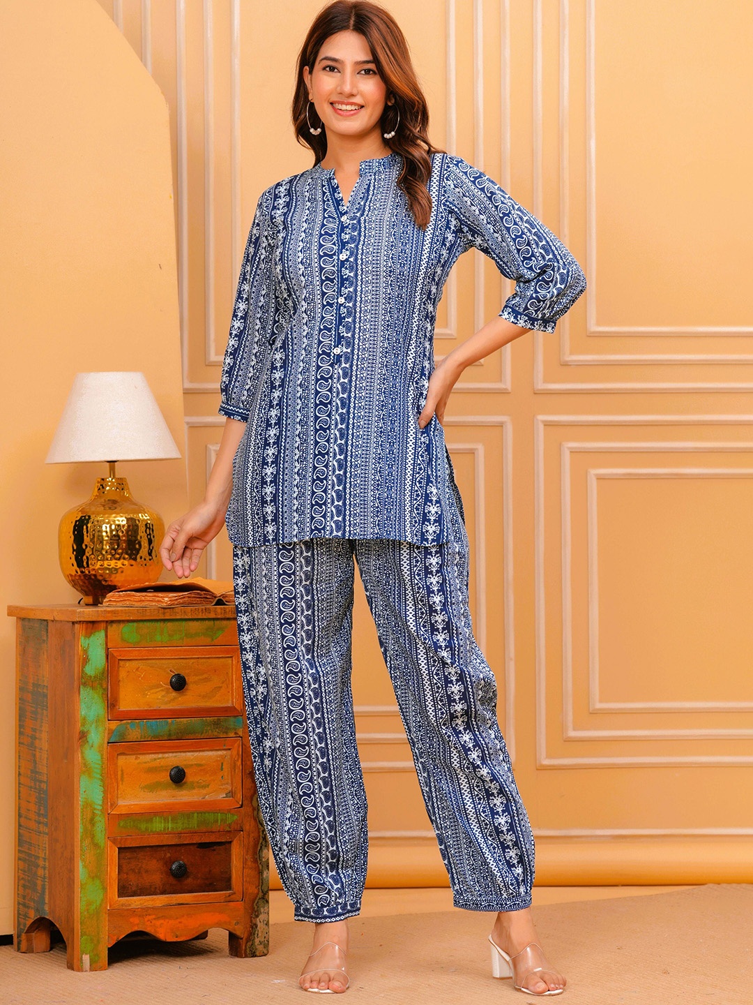 

Chaukas Printed Pure Cotton Tunic With Trousers Co-Ords, Blue