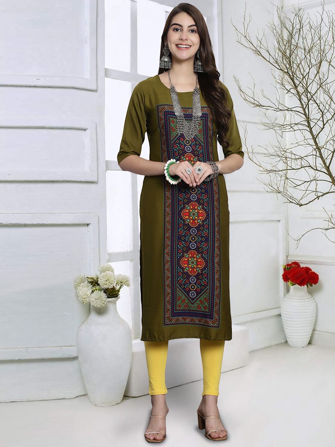 

7Threads Floral Printed Round Neck Straight Kurta, Olive