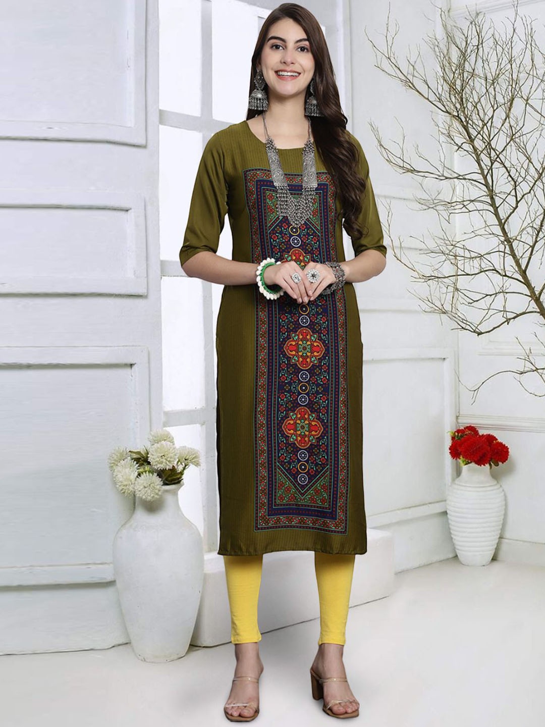 

7Threads Ethnic Motifs Printed Round Neck Straight Kurta, Green