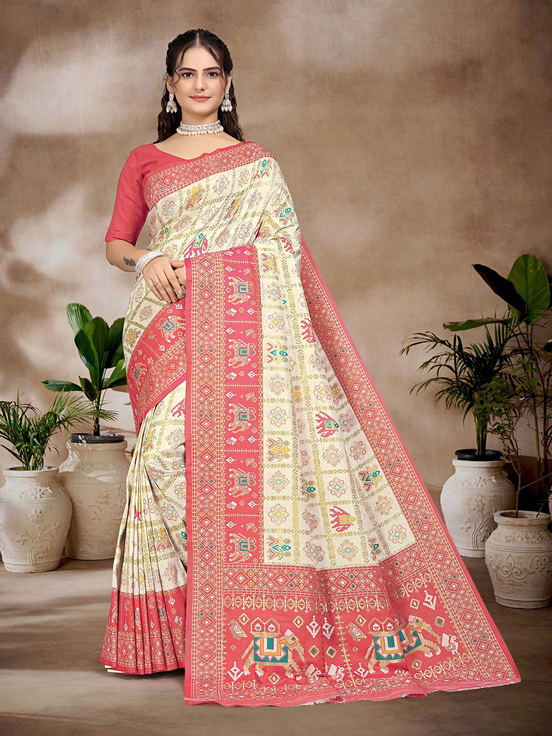 

Pionex Woven Design Pure Silk Patola Saree, Pink