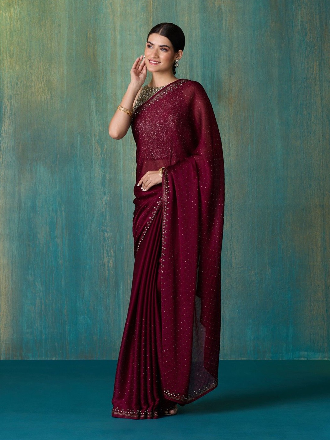 

Likha Embellished Beads and Stones Satin Saree, Burgundy