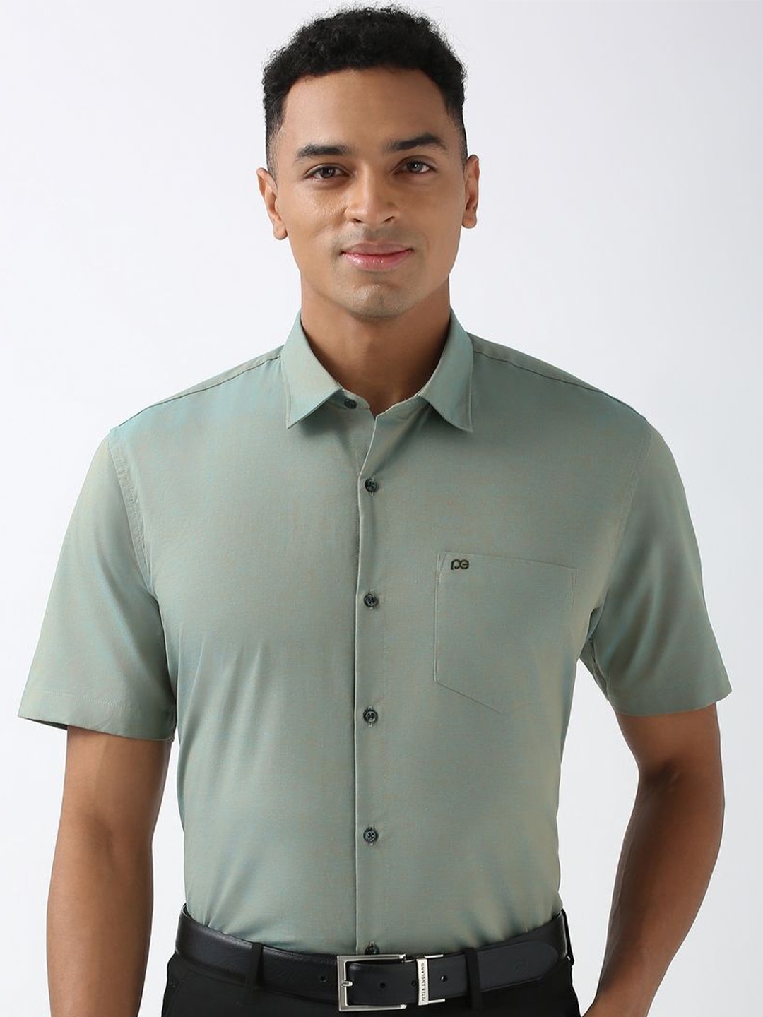 

Peter England Men Spread Collar Solid Cotton Formal Shirt, Green