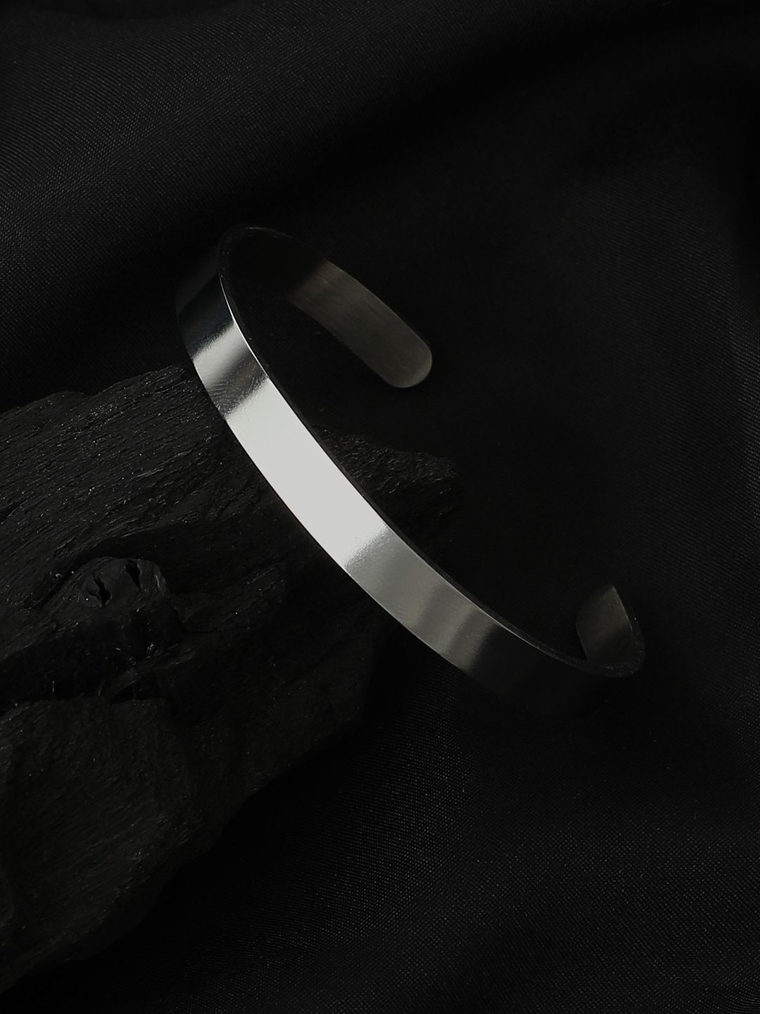 

French Accent Men Silver-Plated Kada Bracelet