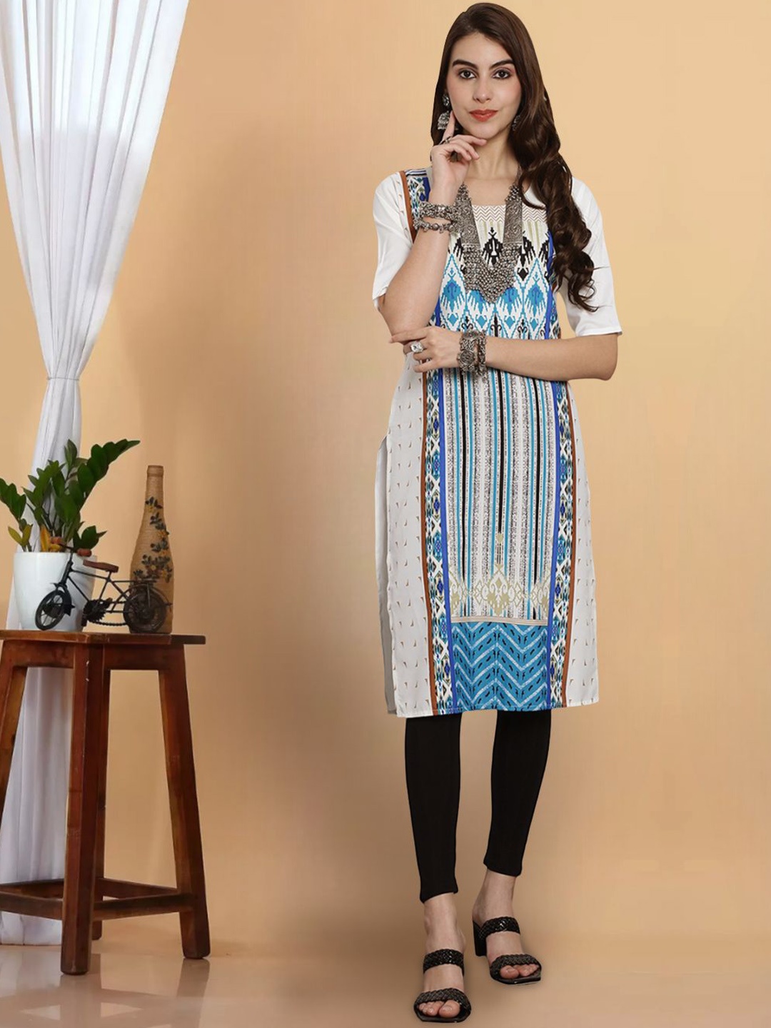 

7Threads Ethnic Motifs Printed Round Neck Straight Kurta, White