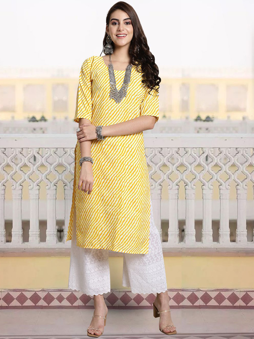 

7Threads Women Printed Patchwork Floral Crepe Kurta, Multi